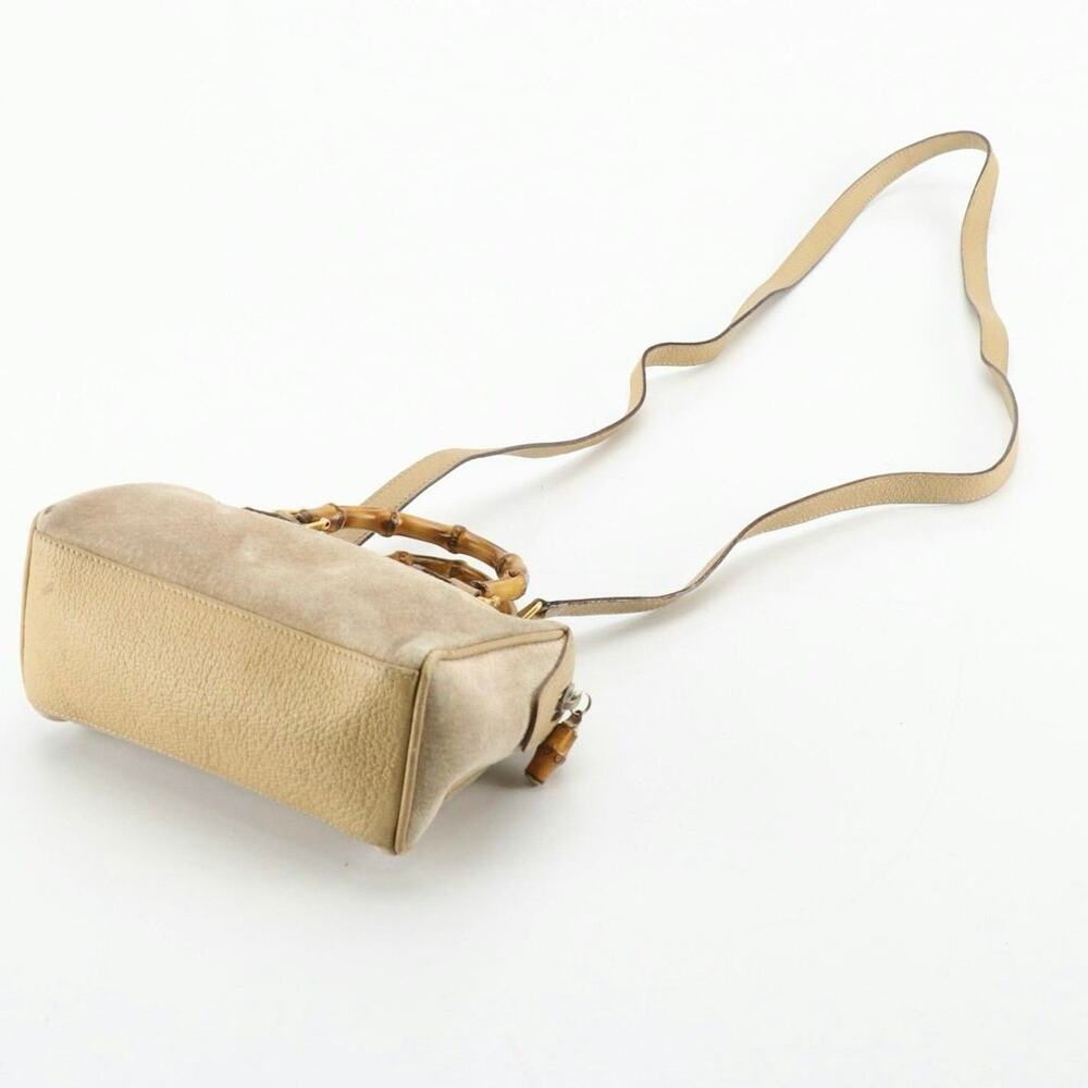 Authenticated Gucci Boston Bag Beige Suede w/Bamboo Handle - Picture 5 of 12